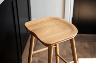 oak-stool-seat